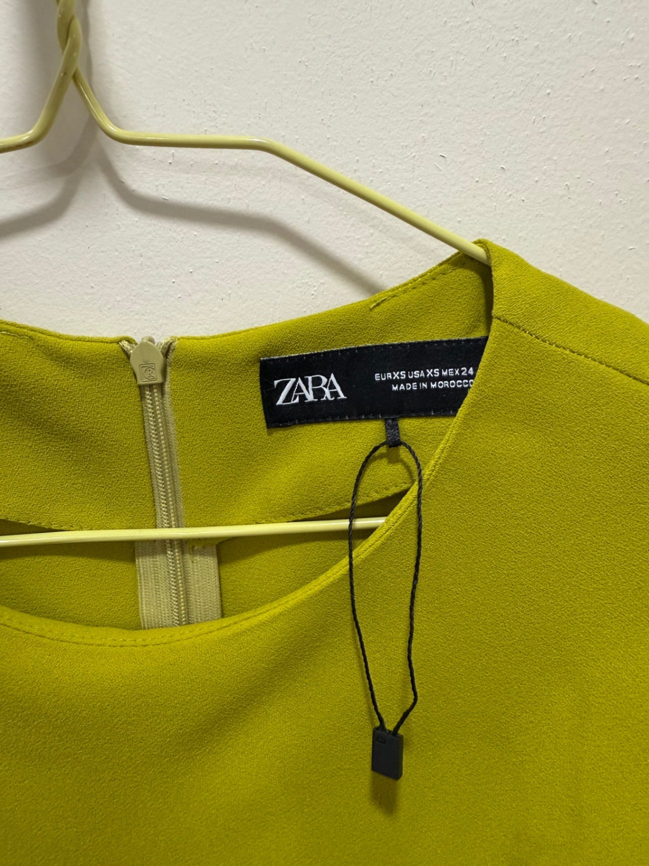 Zara Dress XS Lime green