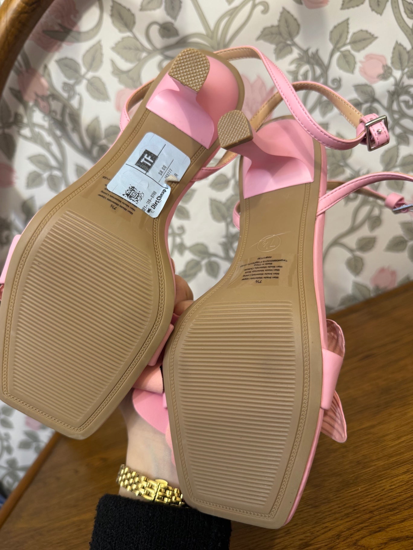 a new day Shoes 7.5 Pink
