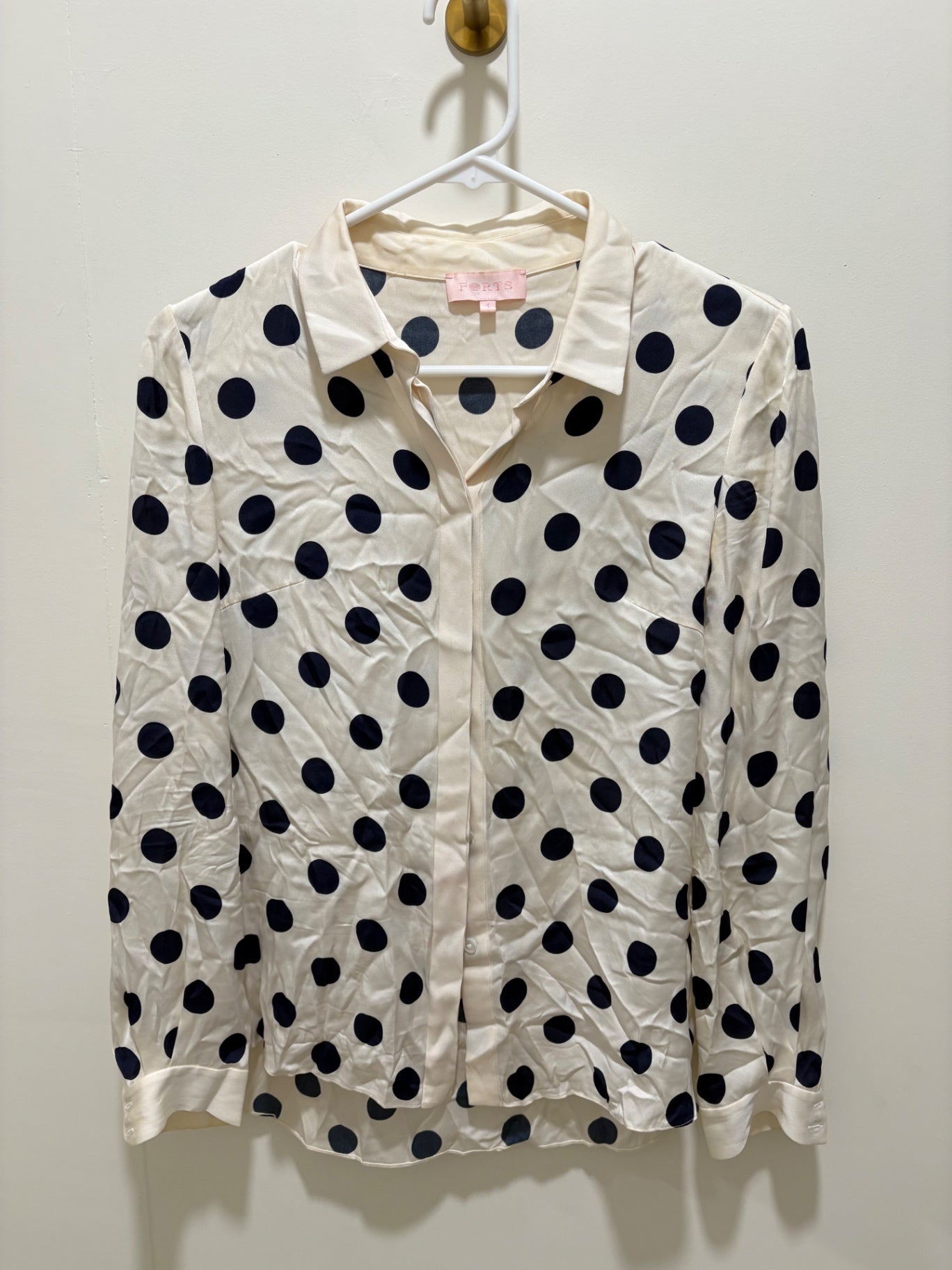 Ports Shirt 4 Cream with navy blue polka dots