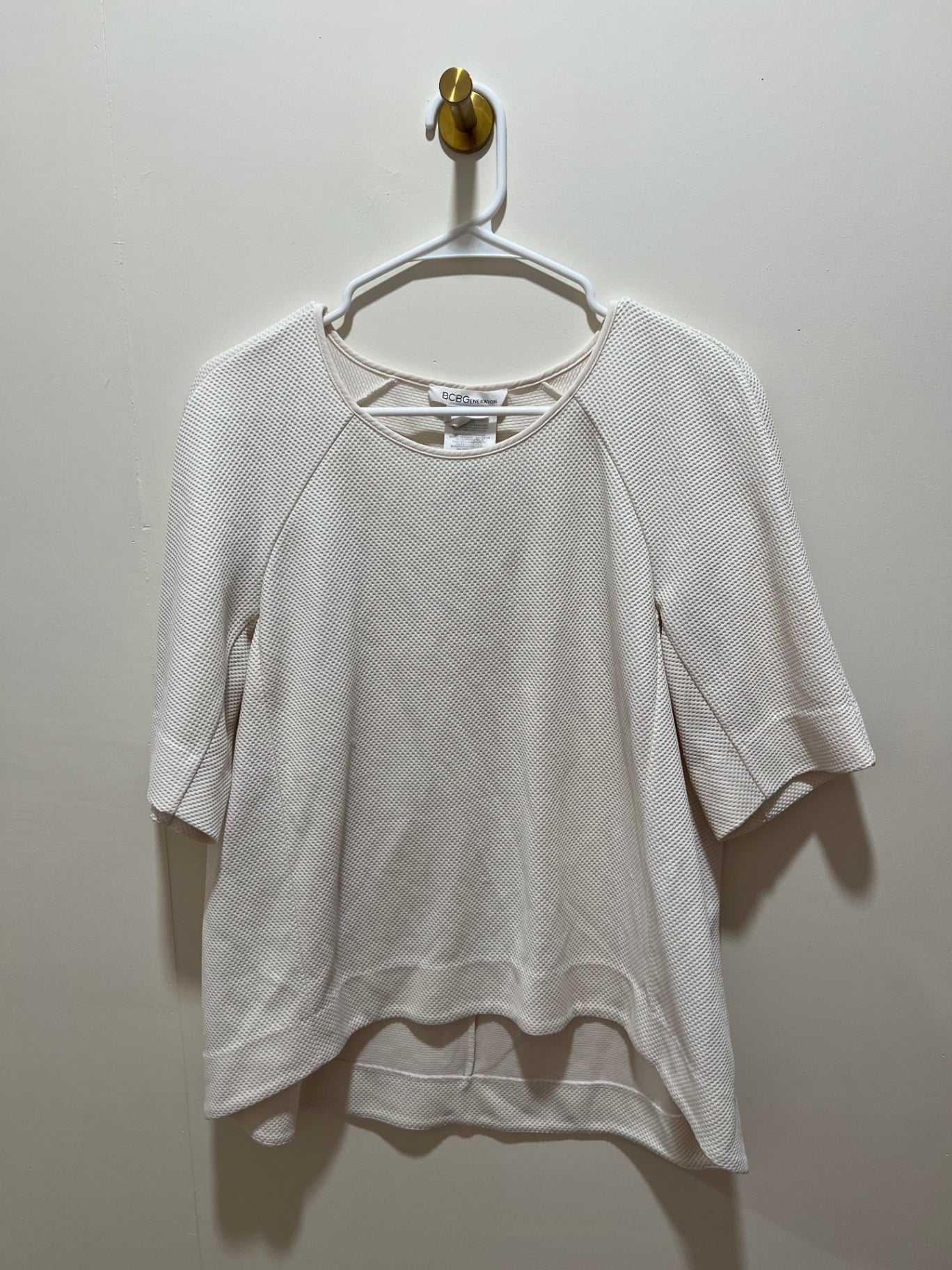 BCBG Generation Top Medium Cream