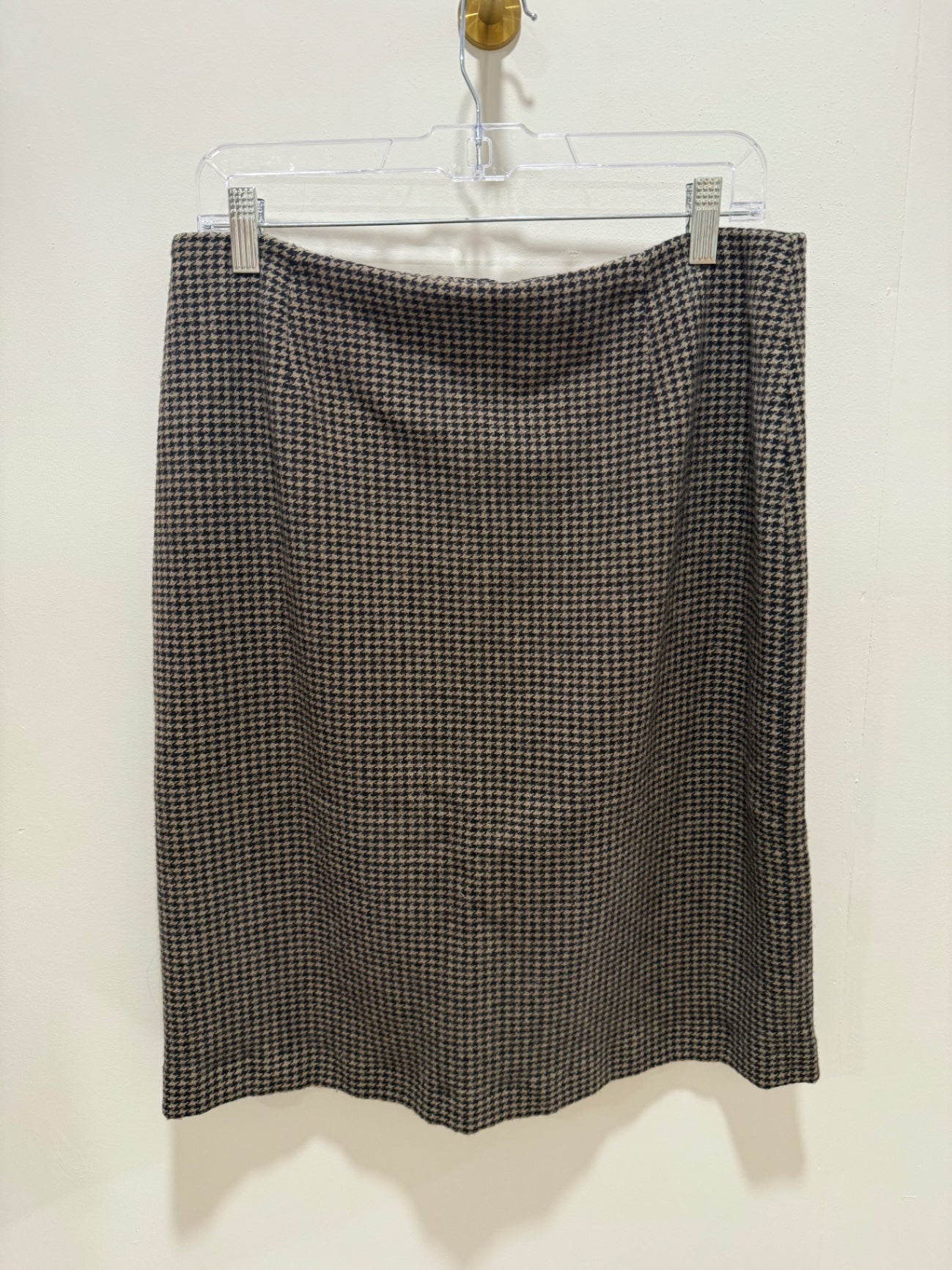 Ann Taylor Skirt 12 Brown and black