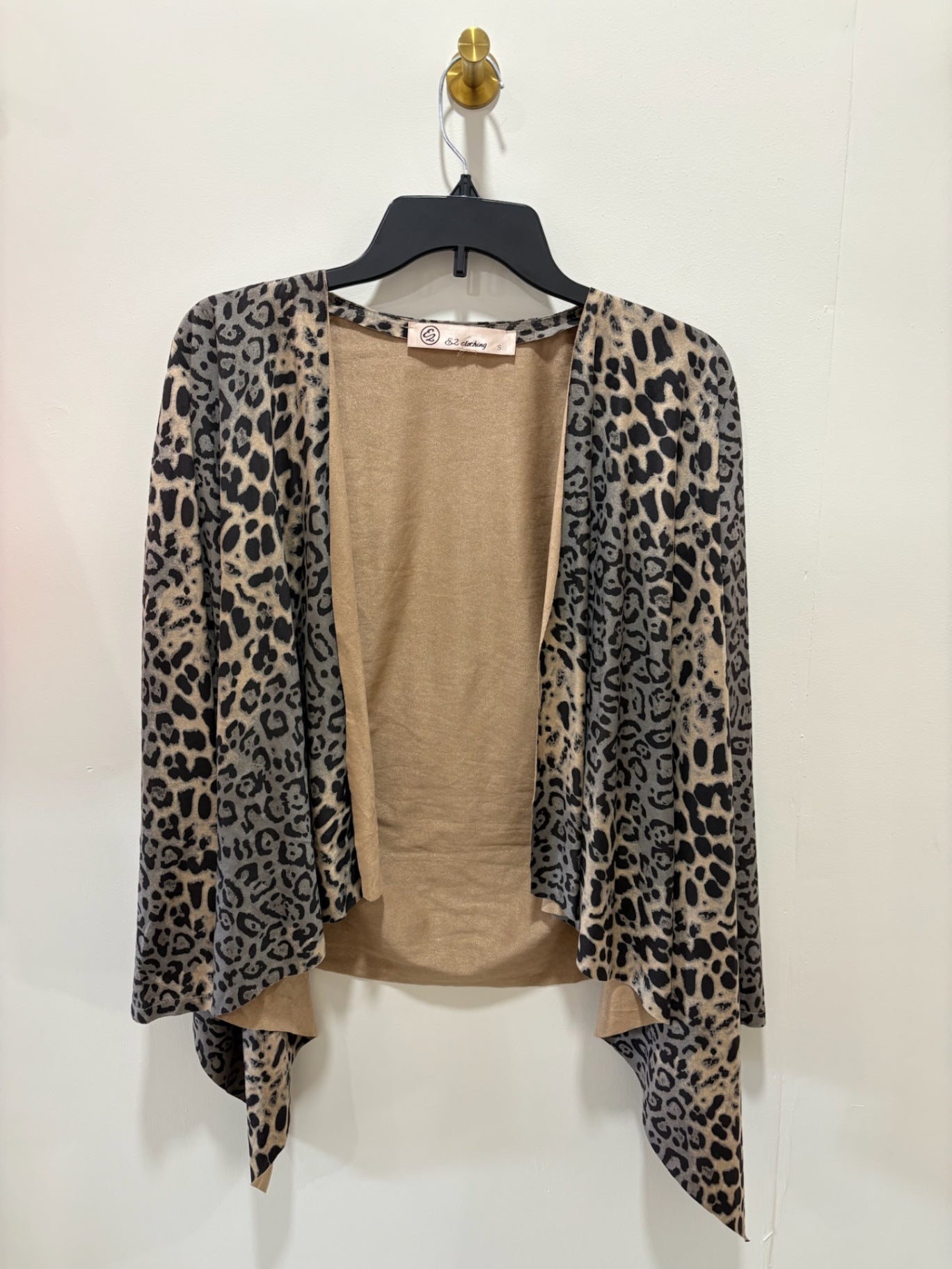 E2 Clothing Cardigan Small Beige and black