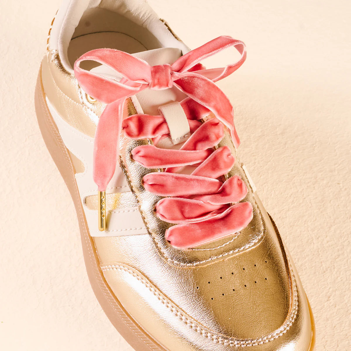 Rose Velvet Shoe Laces