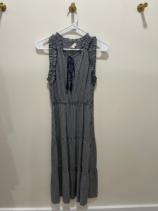 Hem & Thread Dress Small Black and white