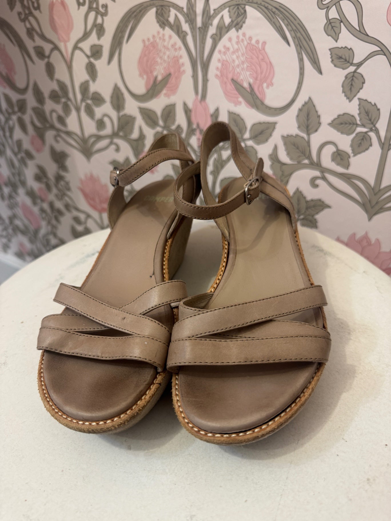 Camper Shoes 37 Beige