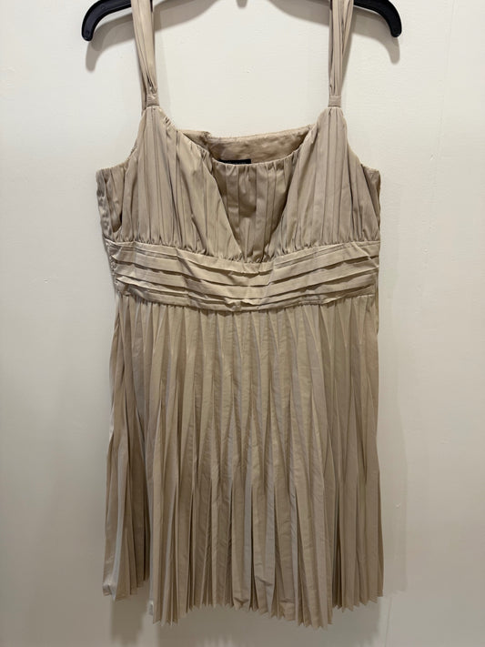 Anne Klein Dress 16 Beige