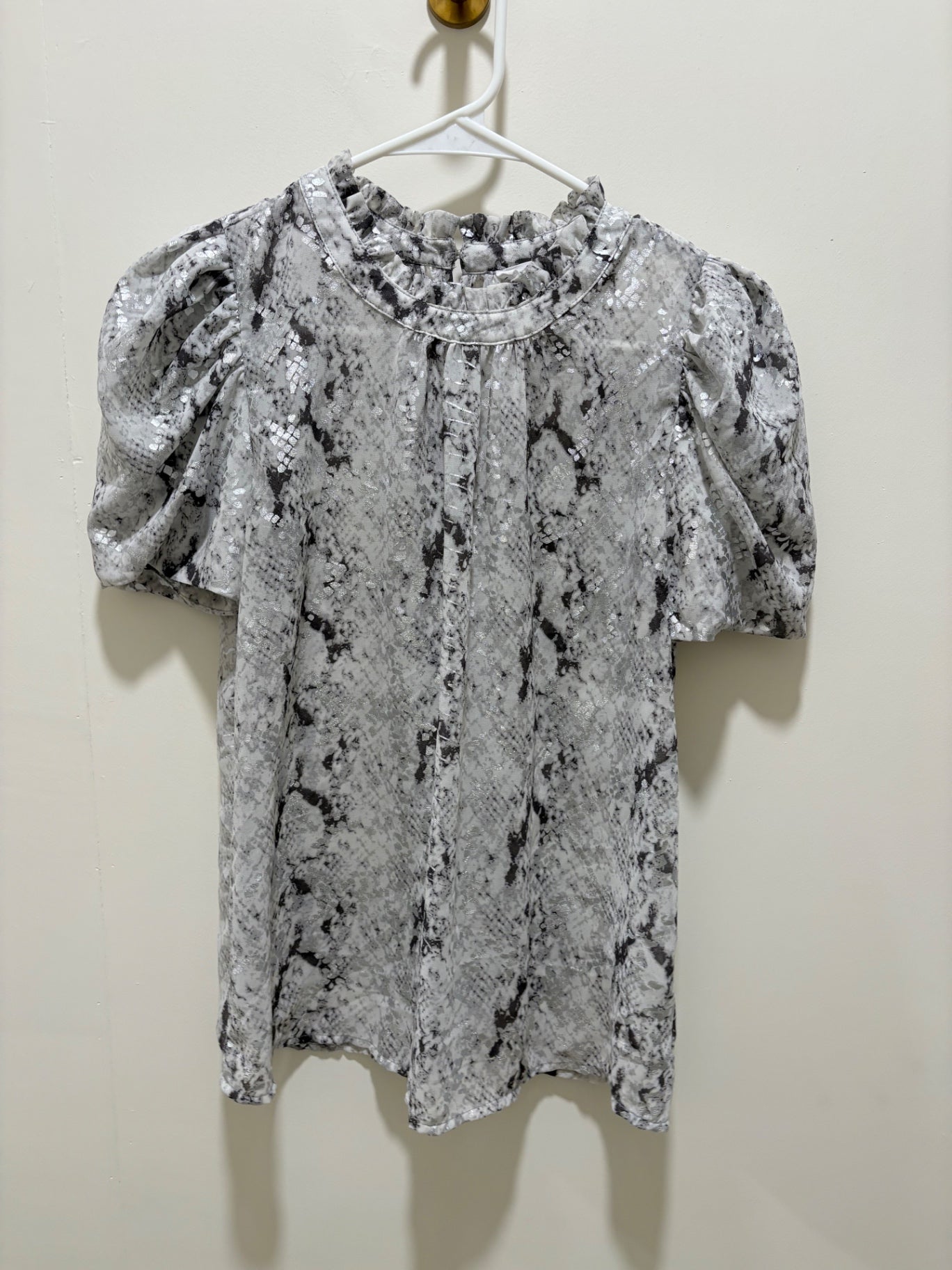 Unknown Top Grey, Black and White
