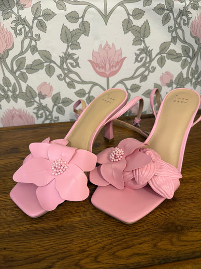 a new day Shoes 7.5 Pink