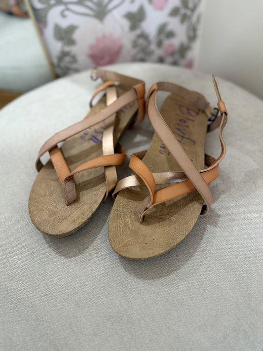 Blowfish Malibu Sandals 8 Beige