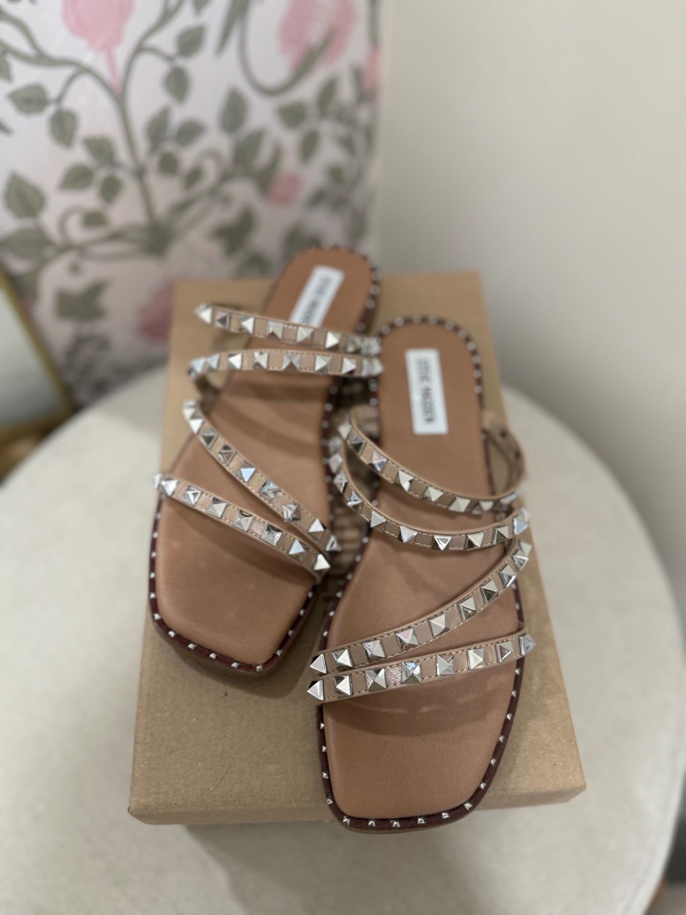 Steve Madden Sandals 9 Beige
