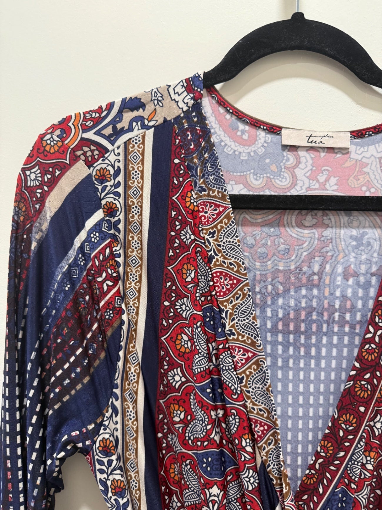 tua Dress Large Multicolor (Red, Blue, White, and Beige)