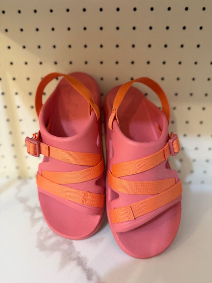 Chaco Sandals 6 Pink and Orange