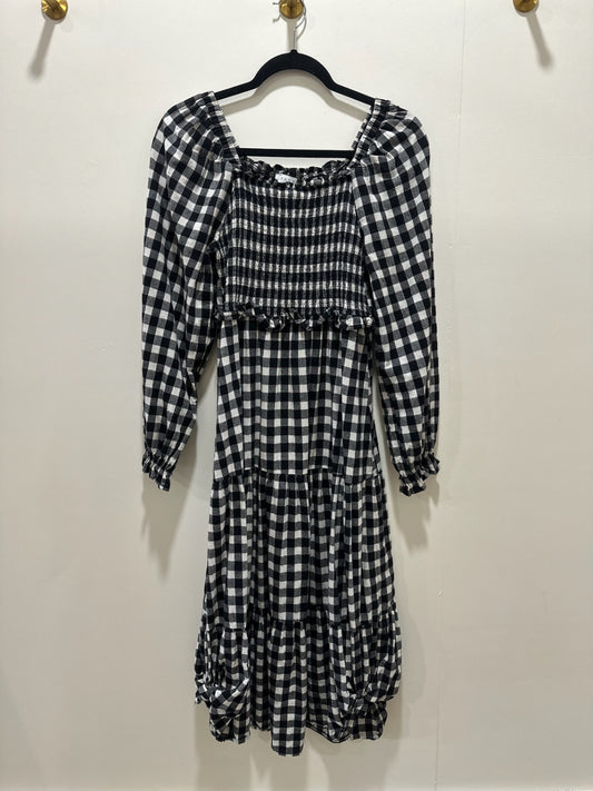 HAYDEN Dress Small Black and white