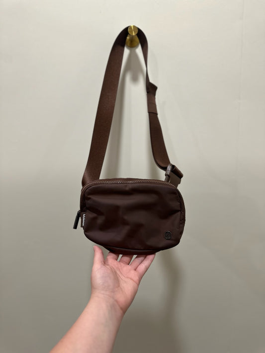 lululemon BAG Brown