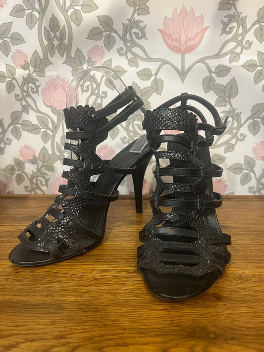 Givenchy Heels 40 Black