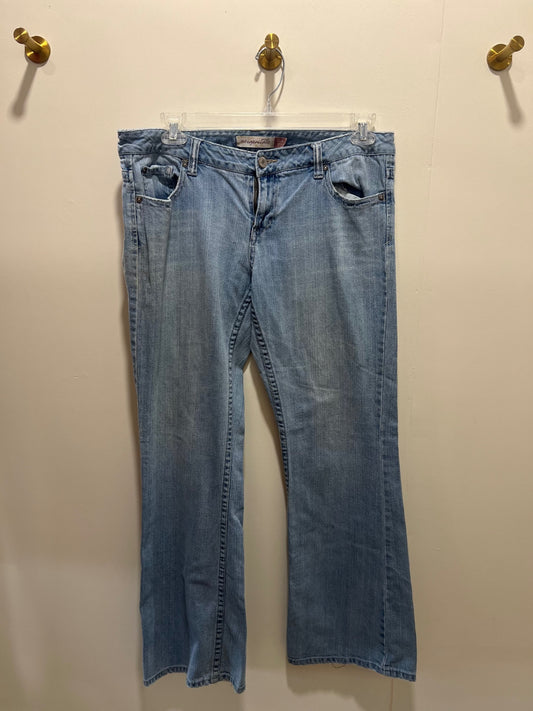 Aeropostale Denim jeans 13/14 Light blue