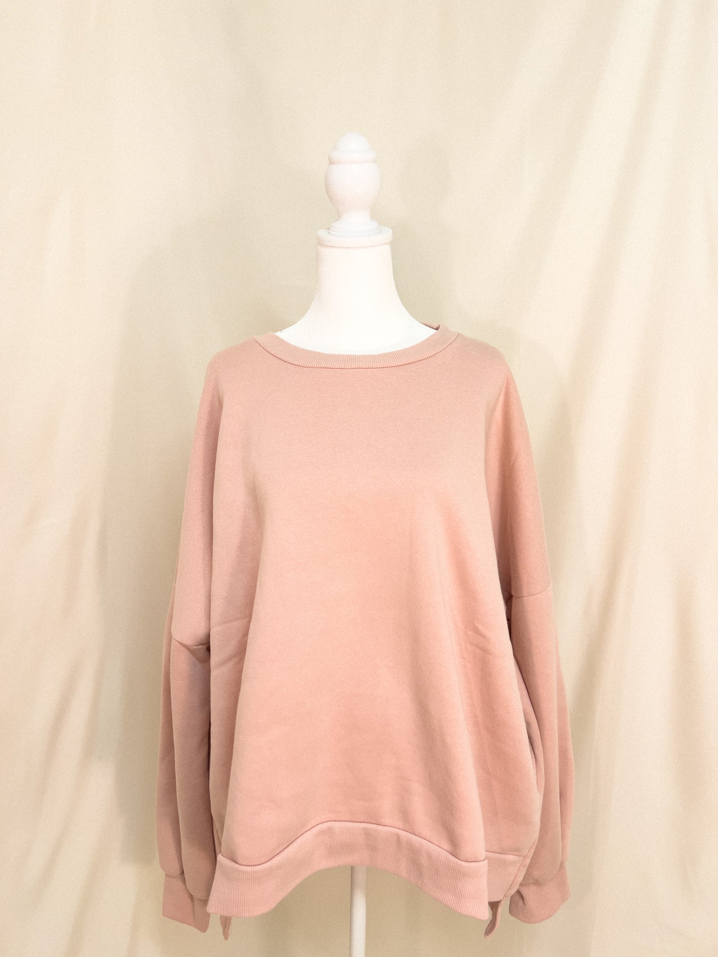 Basic plus pocket sweatshirt