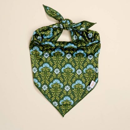 Bow-Wow Pet Bandana–Everbloom Forest Green: S/M