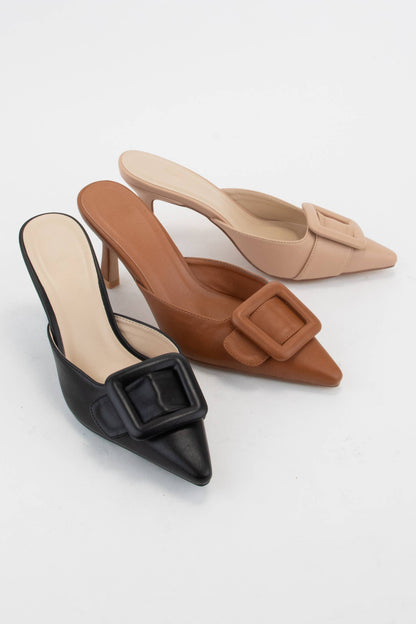 RECTANGLE BUCKLE POINTED-TOE HEEL