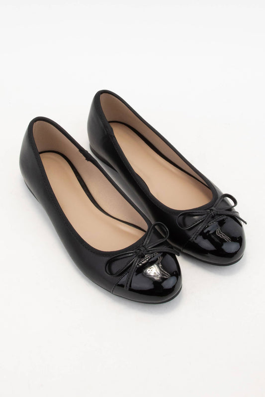 BOW DETAIL ROUND TOE CAP FLATS