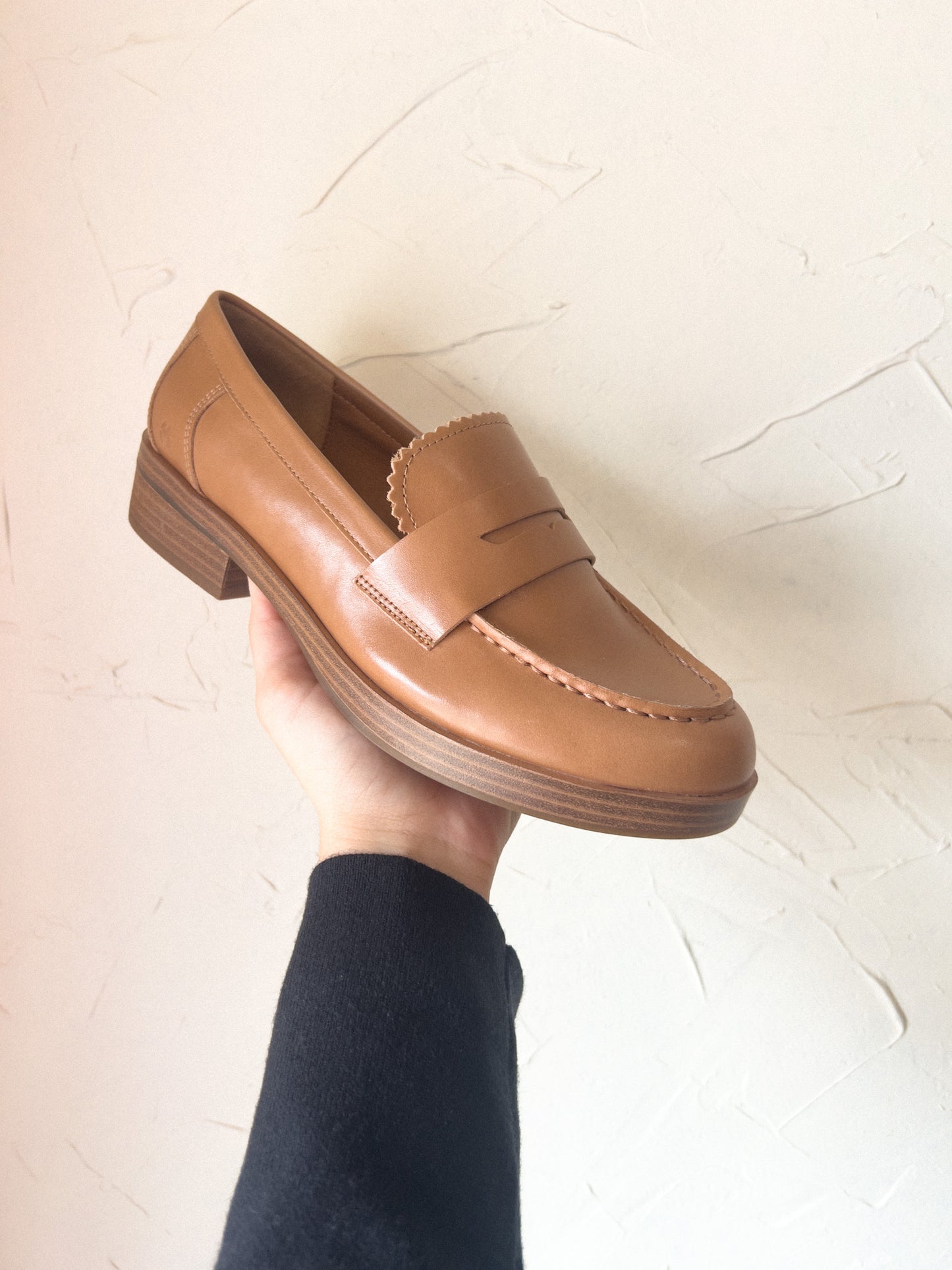 Lucky Brand Nude Loafers