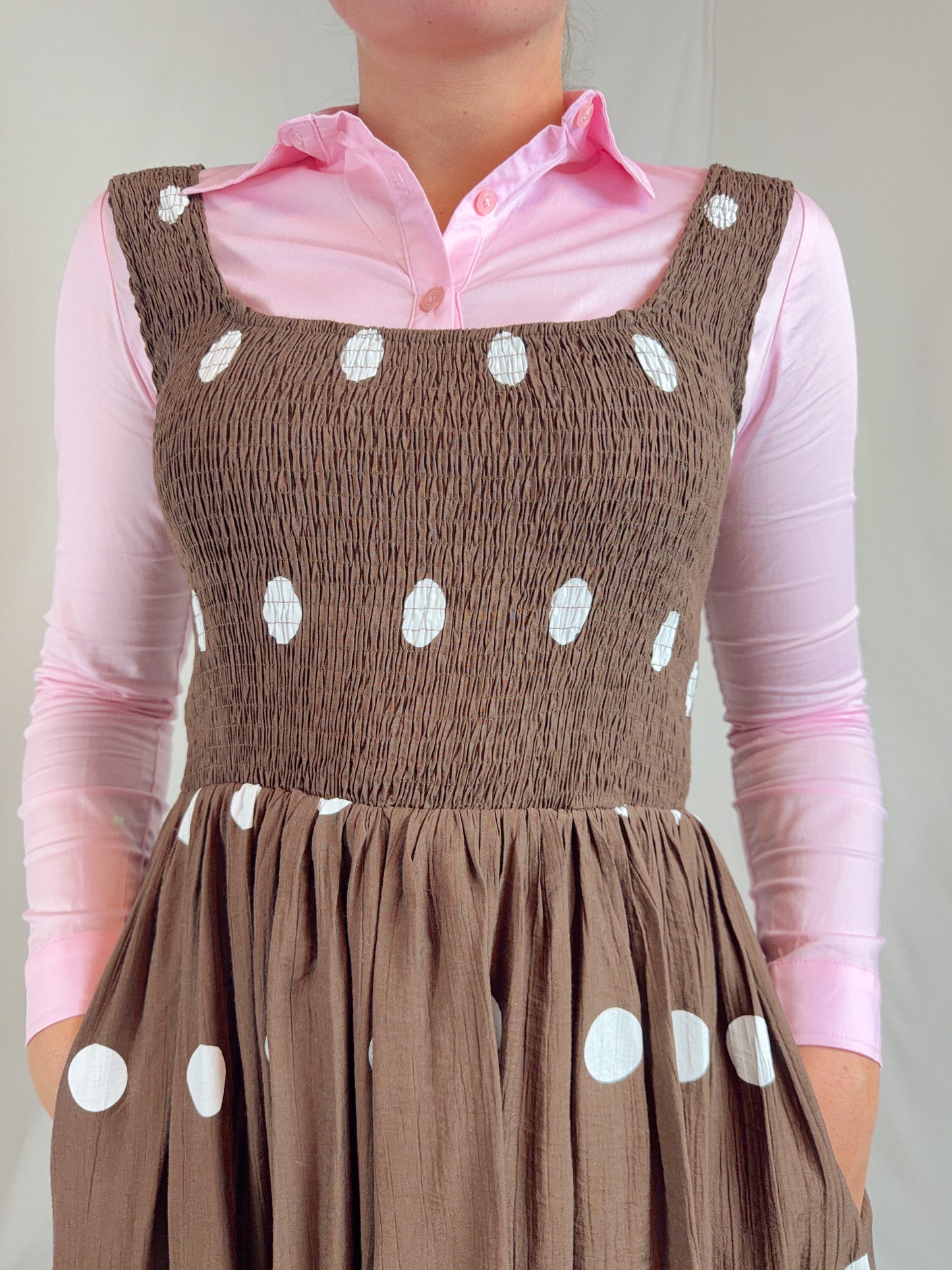 The Tia Button in pink