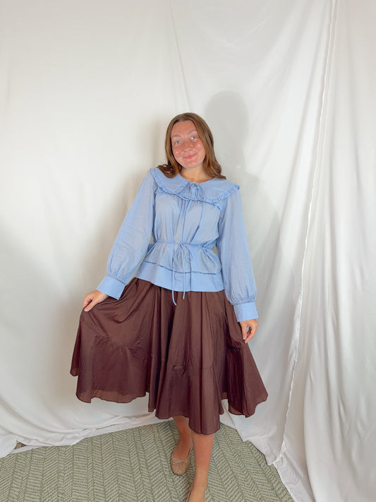 The Peter Pan Collar Top in blue