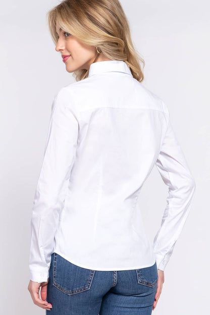 The Tia Button in white