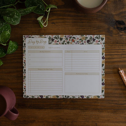 Day by Day Magnolia Floral Notepad | 50 pages